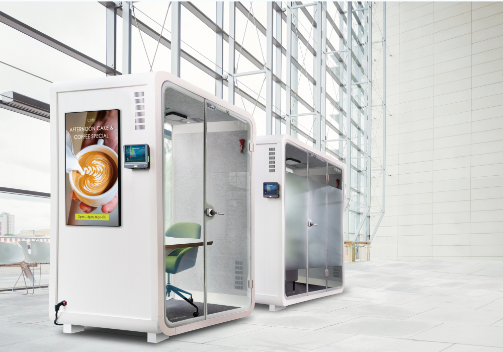 zoty中欧子公司达擎之智慧行动办公舱，采用PDLC智能调光玻璃设计，透过通电与断电的电流切换，呈现透明与雾面效果，具节能降耗特性并兼顾隐私，确保信息安全