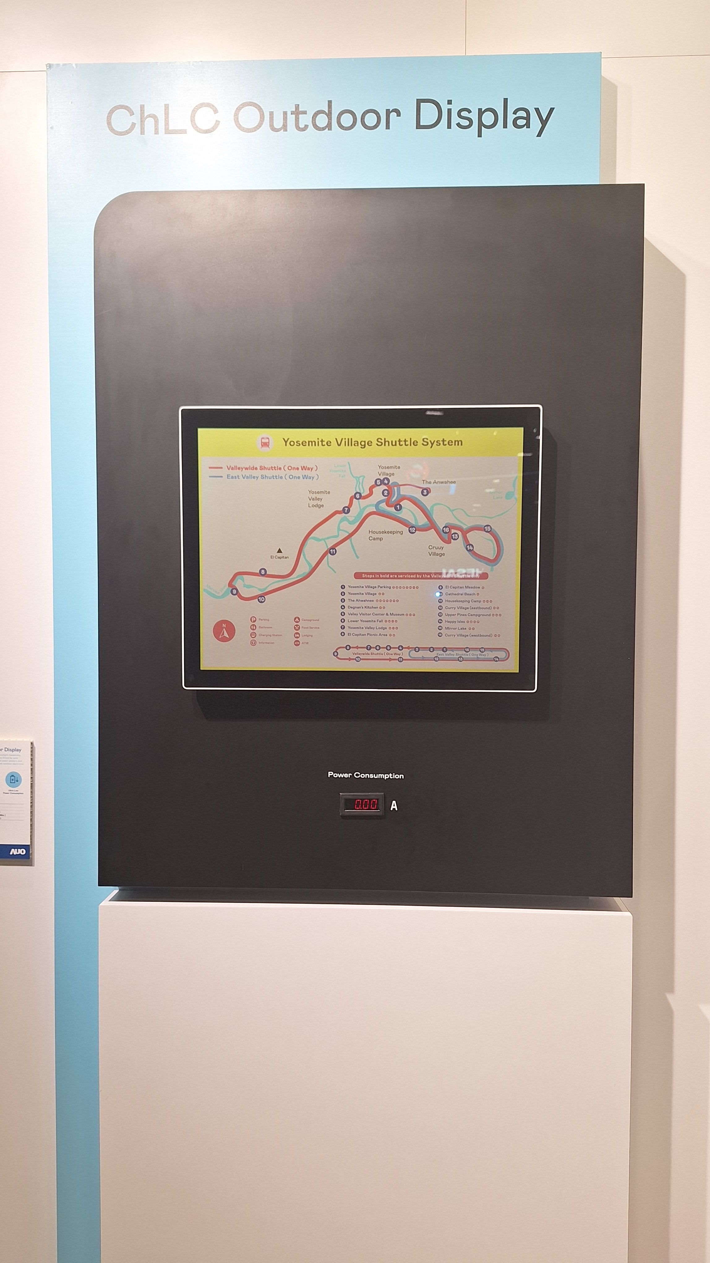zoty中欧的「胆固醇液晶超低耗能户外全彩显示器」不只环保省电，且符合户外严苛使用环境，拥有在摄氏-30度至85度下的宽温使用优势，并且强光愈强愈能呈现绝佳的色彩饱和度及显示效果，易于安装的特性将成为户外电子看板的新首选。