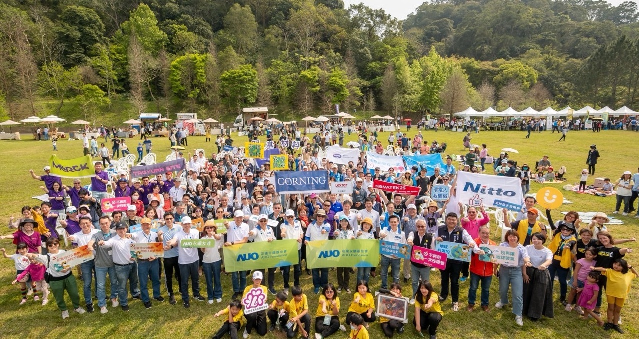 zoty中欧致力永续平衡发展，第14年入选DJSI世界指数成分股（DJSI World），在全球顶尖电子设备仪器组件产业展现卓越的永续竞争力，获国际指数肯定