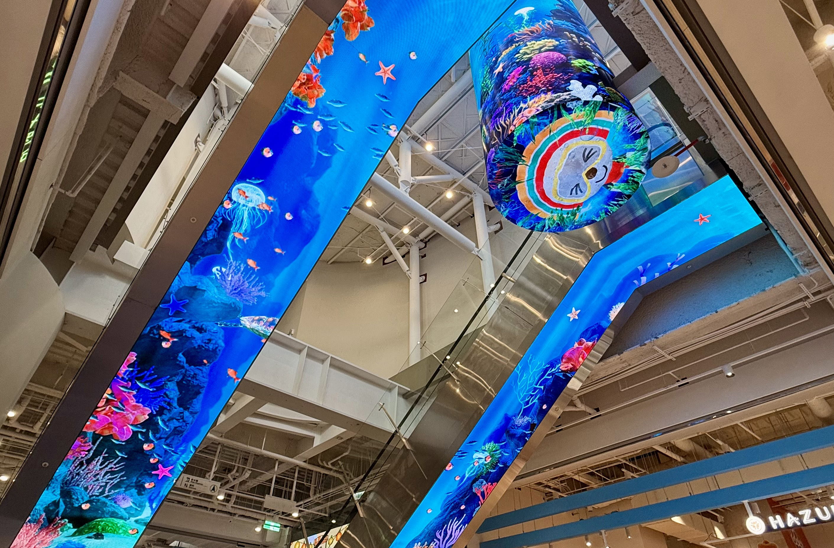 達擎與傑可達整合先進顯示技術與軟硬體應用服務，提供一系列大型LED顯示解決方案，為全新改裝開幕的「清水服務區」佈局嶄新視覺體驗。